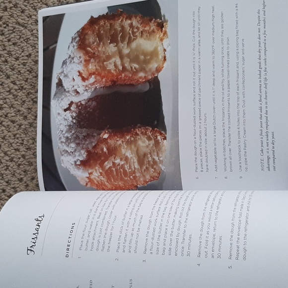 Sweet Cravings Cookbook massive size over 580 pages - Picture 8 of 17